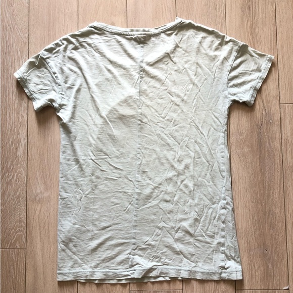 Uniqlo x Undercover Disney Snow White T Shirt Size S - Picture 3 of 11